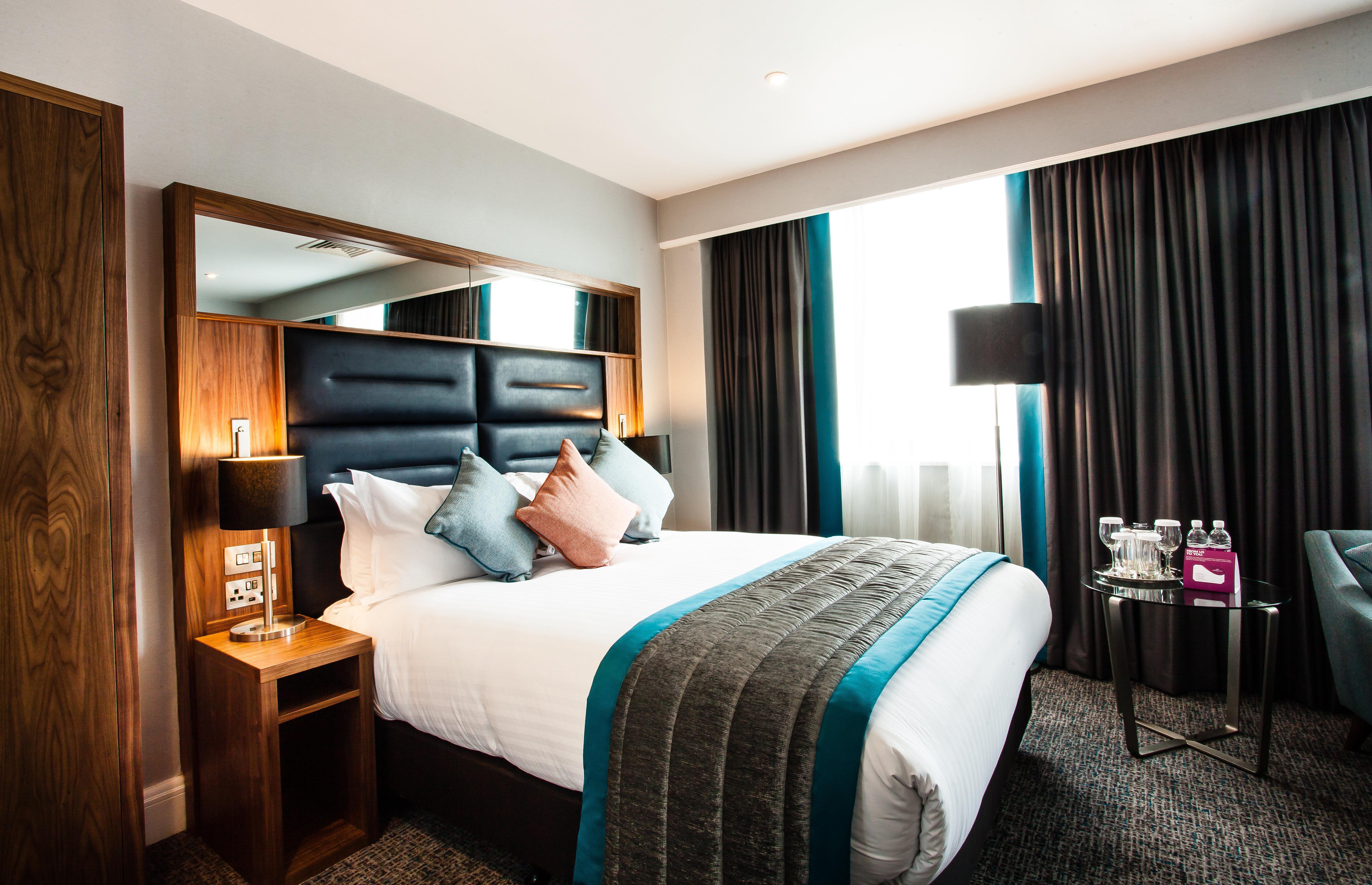 מלון Crowne Plaza Leeds By Ihg מראה חיצוני תמונה