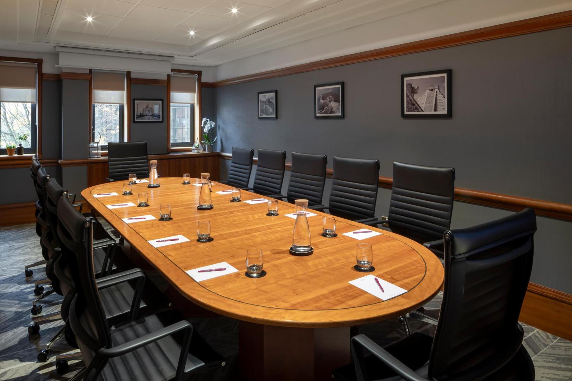 מלון Crowne Plaza Leeds By Ihg מראה חיצוני תמונה