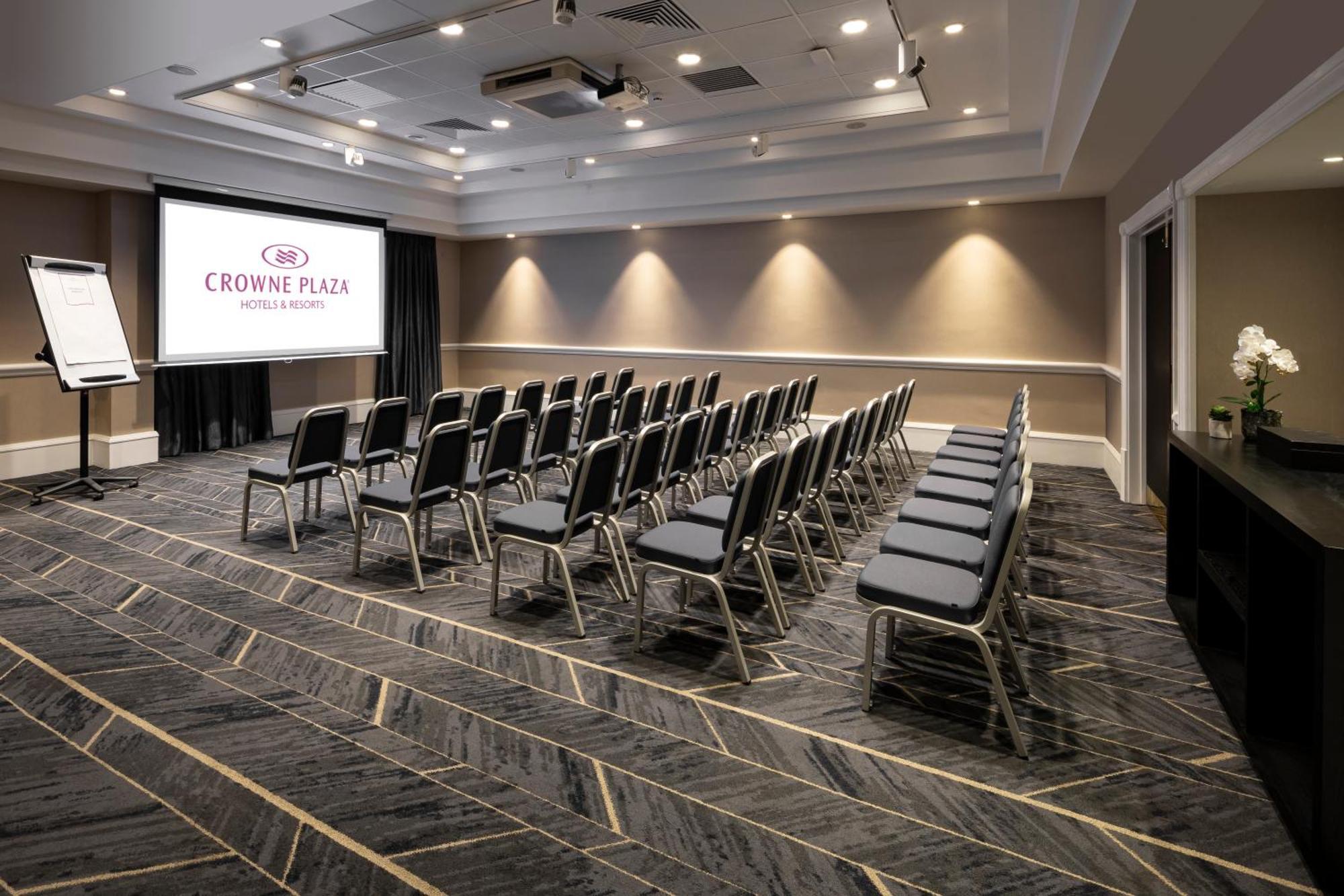 מלון Crowne Plaza Leeds By Ihg מראה חיצוני תמונה
