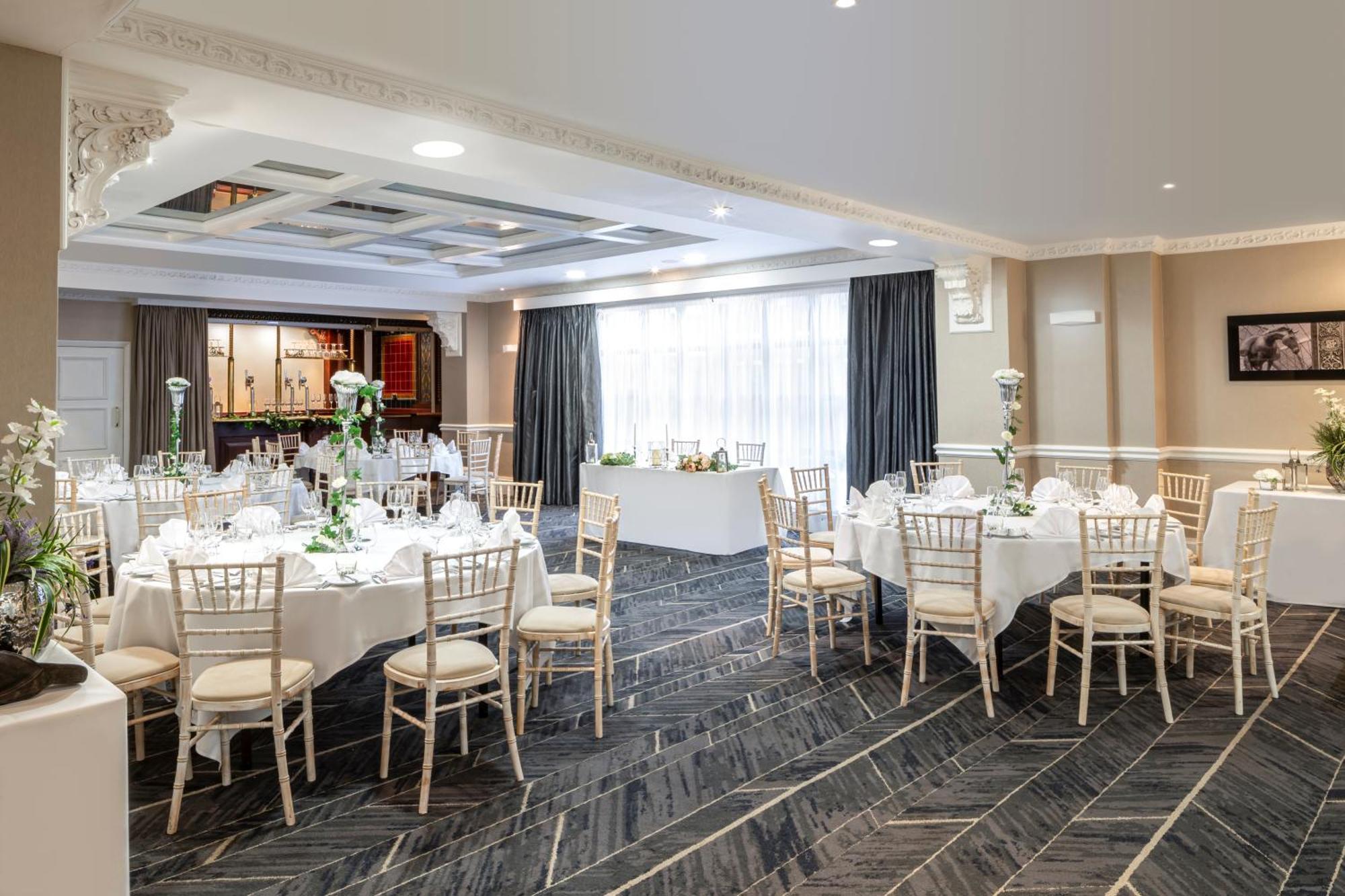 מלון Crowne Plaza Leeds By Ihg מראה חיצוני תמונה