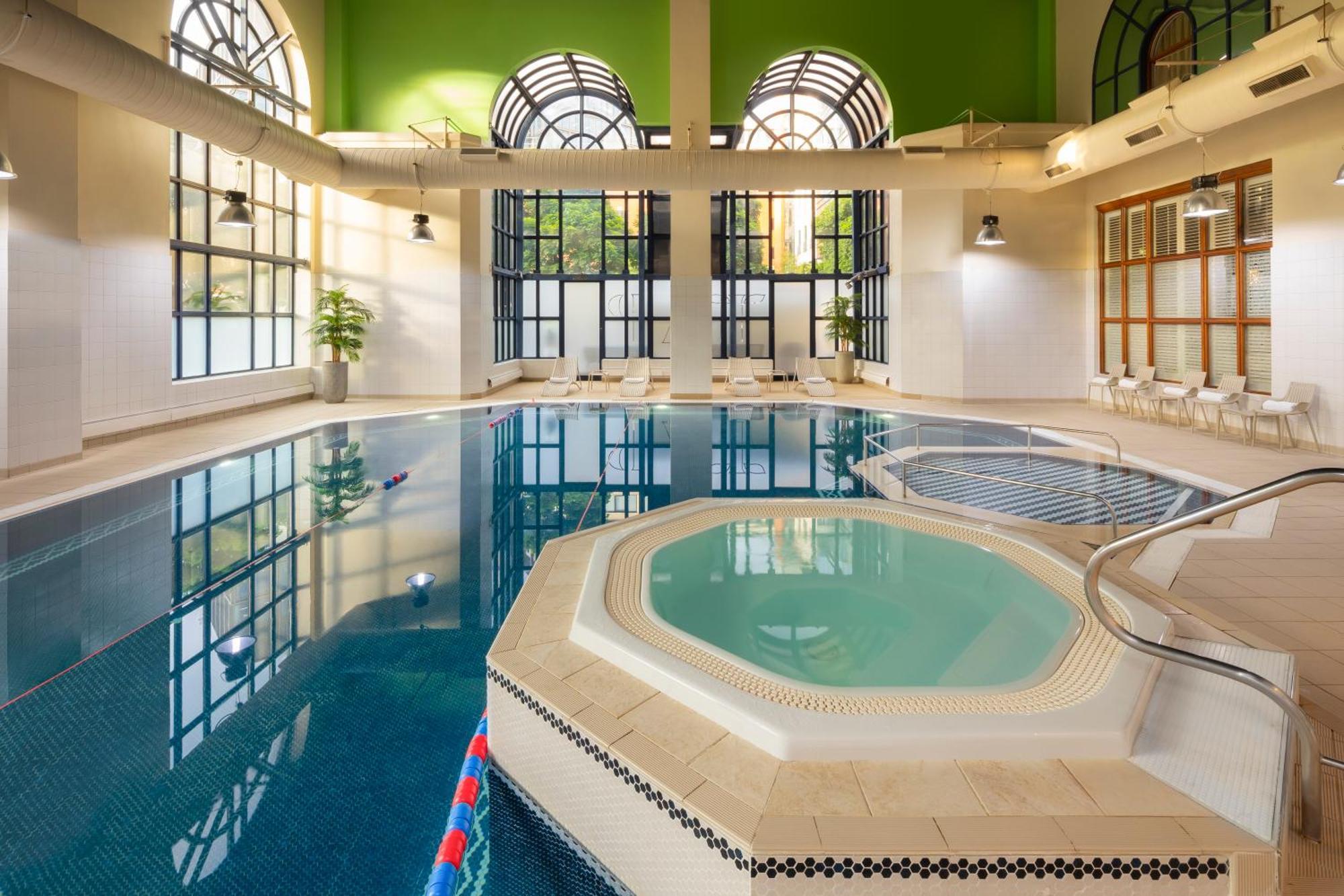 מלון Crowne Plaza Leeds By Ihg מראה חיצוני תמונה